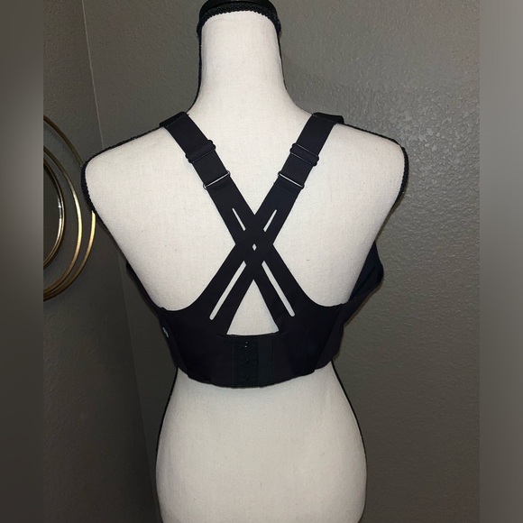 Lululemon Padded Sports Bra Size 36DD - Picture 3 of 7